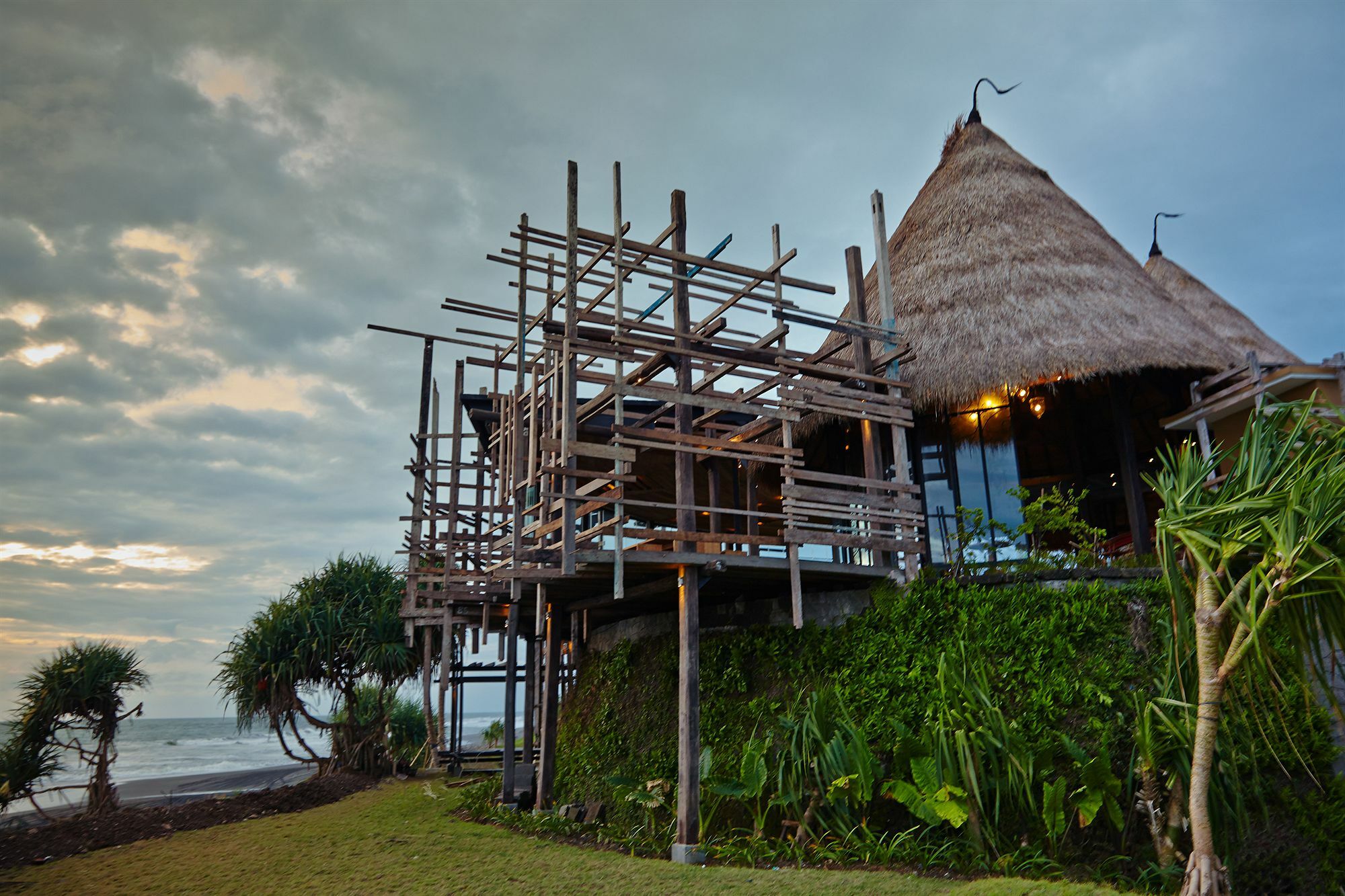 Hotel Wakagangga Selemadeg Exterior foto